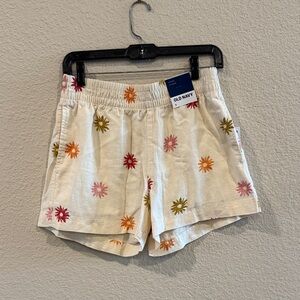 Old Navy Women's High Rise Floral Shorts - Cream